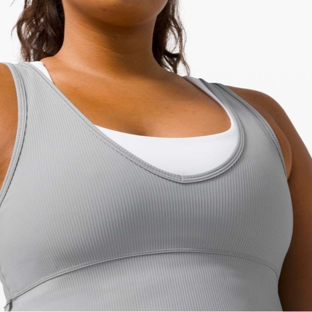 Lululemon Power Pivot Tank Top *Rib
Rhino Grey 🩶